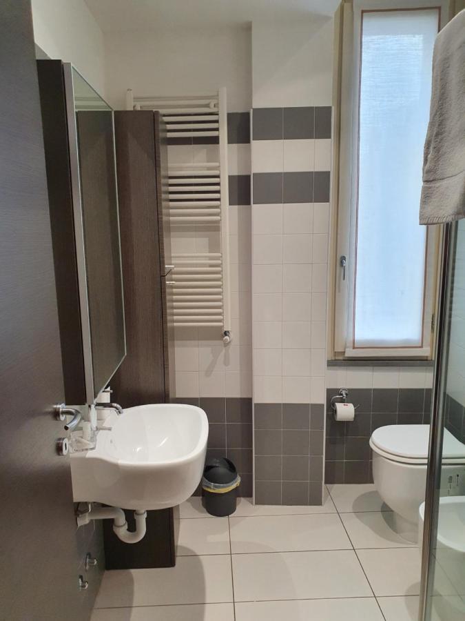 Residenza Venturini Hotell Piacenza Eksteriør bilde